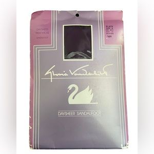 GLORIA VANDERBILT Daysheer Sandalfoot Pantyhose Black Size D